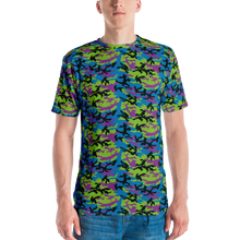 XS Green Blue Violet Camo Men's T-shirt by Design Express