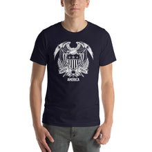 Navy / XS United States Of America Eagle Illustration Reverse Short-Sleeve Unisex T-Shirt by Design Express