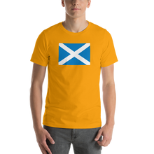 Gold / S Scotland Flag "Solo" Short-Sleeve Unisex T-Shirt by Design Express