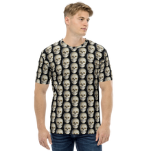 XS Skull Head Pattern Men's T-shirt by Design Express